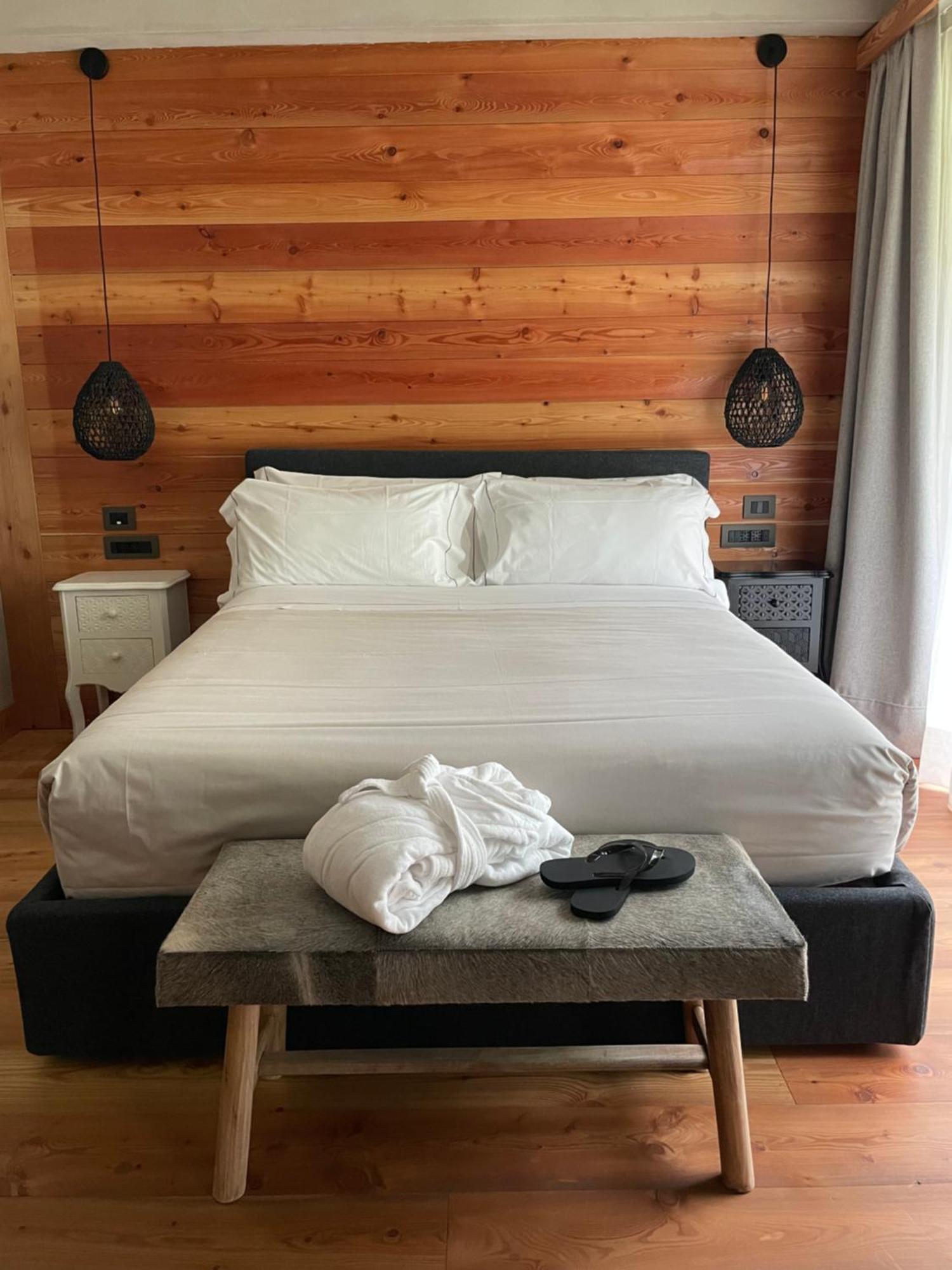 Au Charmant Petit Lac - Ecohotel Parc & Spa 尚波吕克 外观 照片